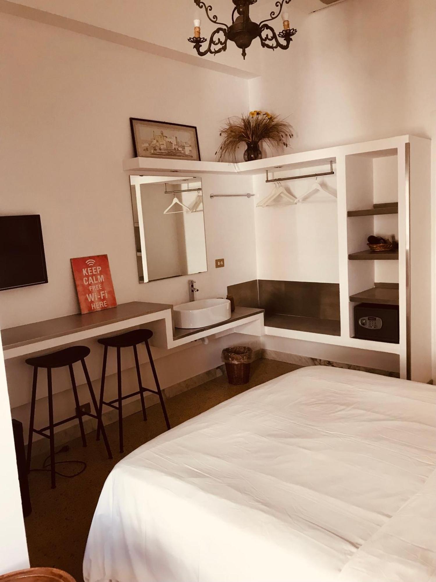 Bed and Breakfast Donna Franca Lecce Exteriér fotografie